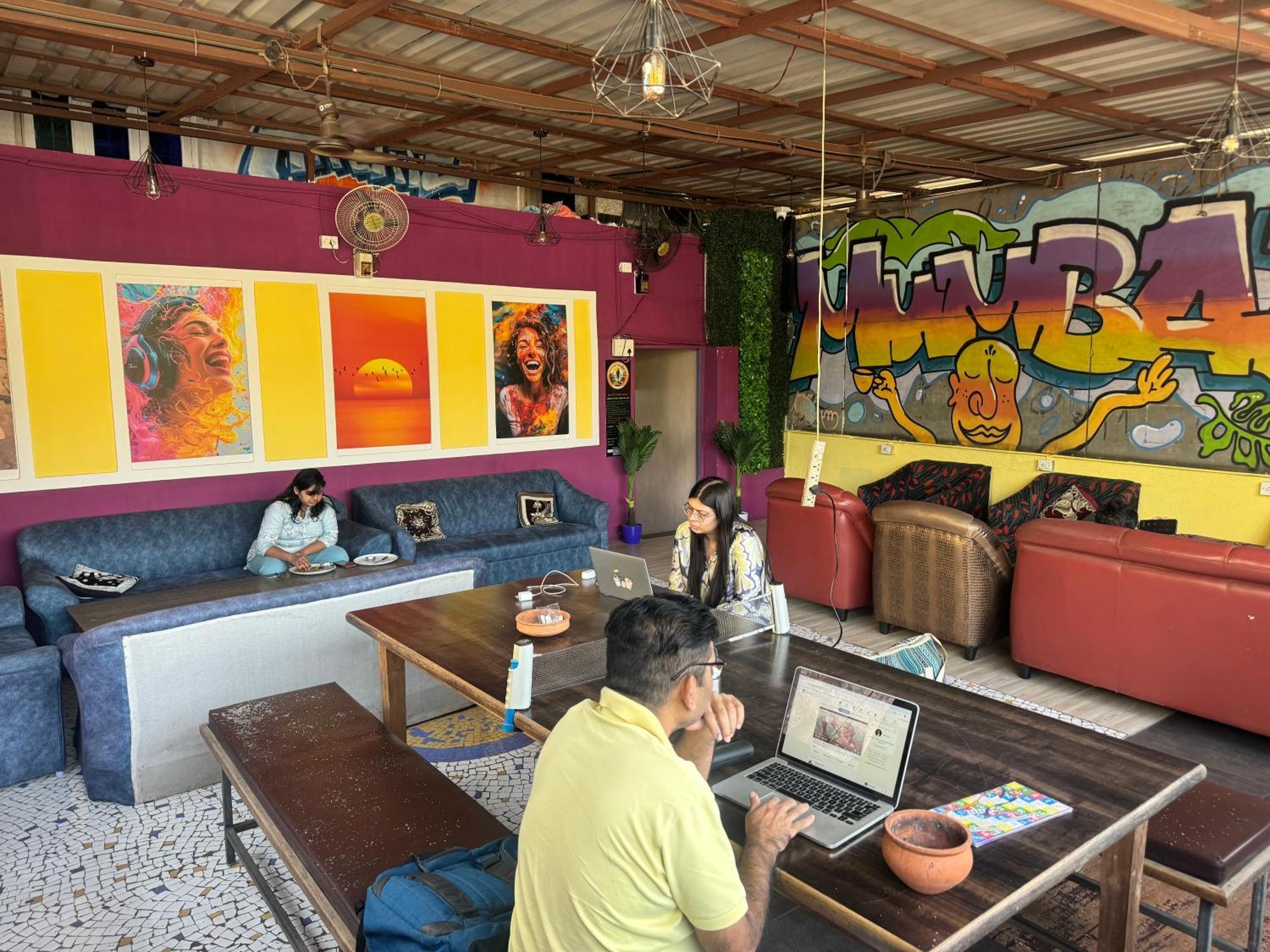 Backpackers Villa מומביי מראה חיצוני תמונה