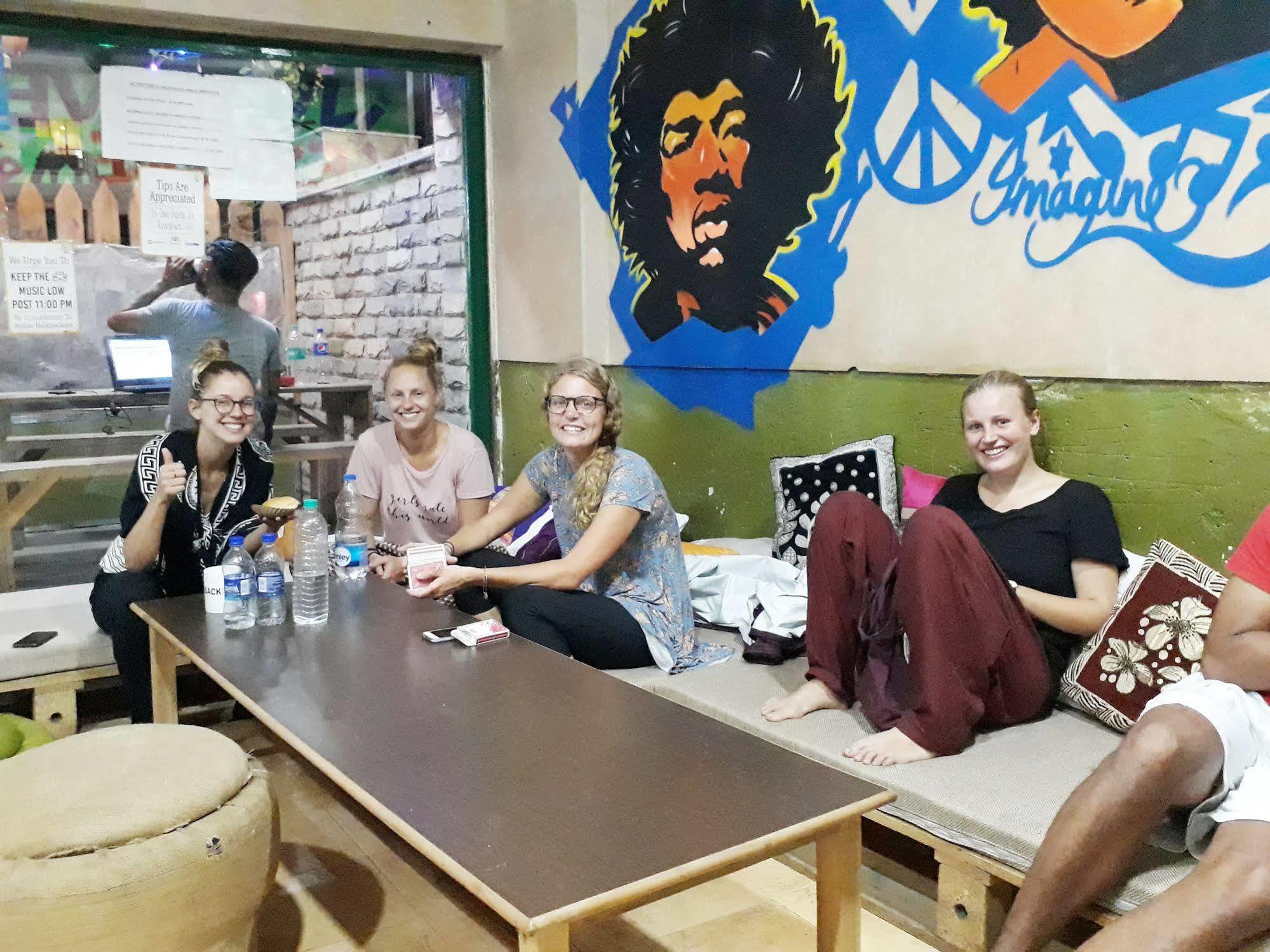 Backpackers Villa מומביי מראה חיצוני תמונה