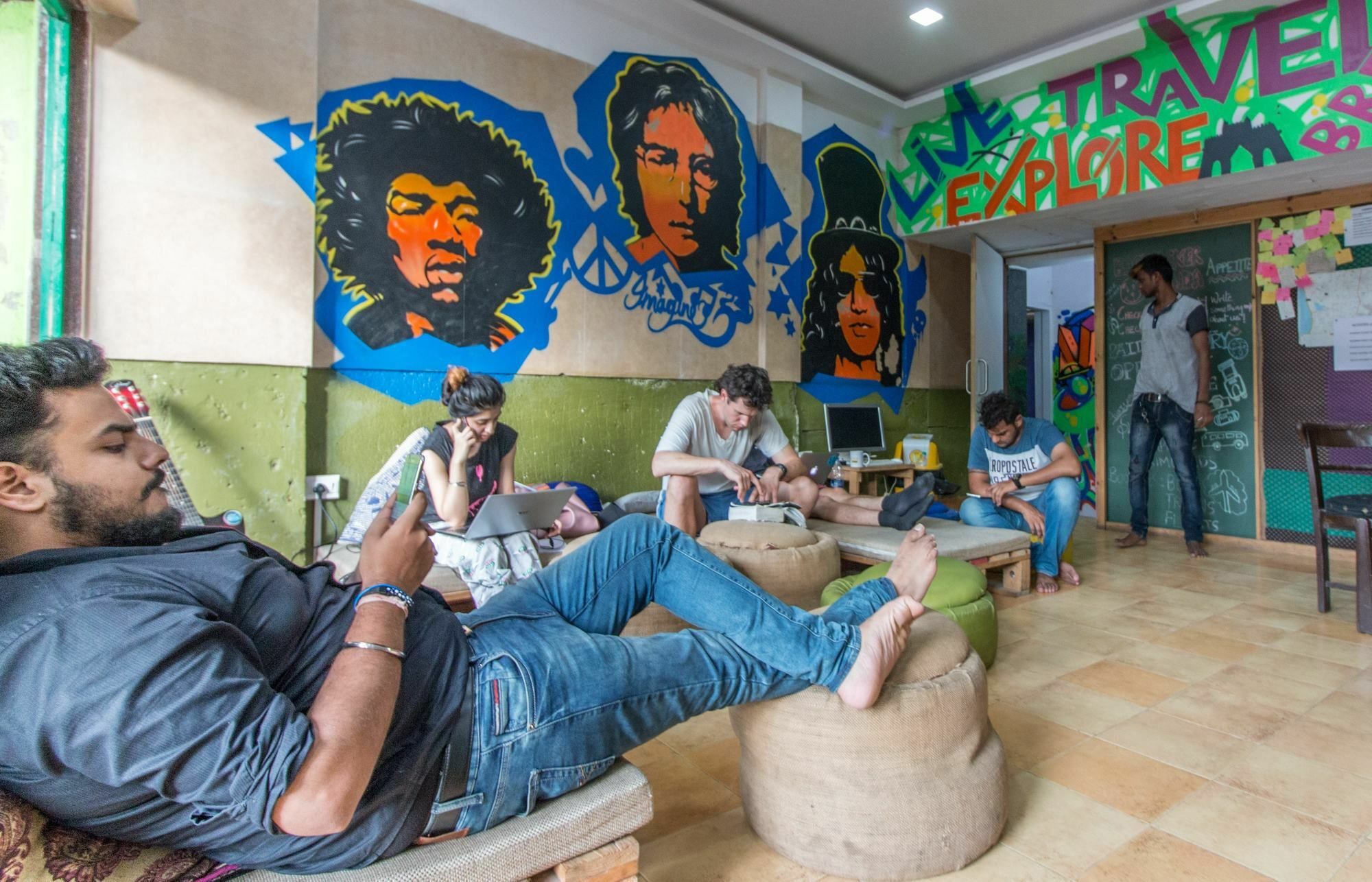Backpackers Villa מומביי מראה חיצוני תמונה