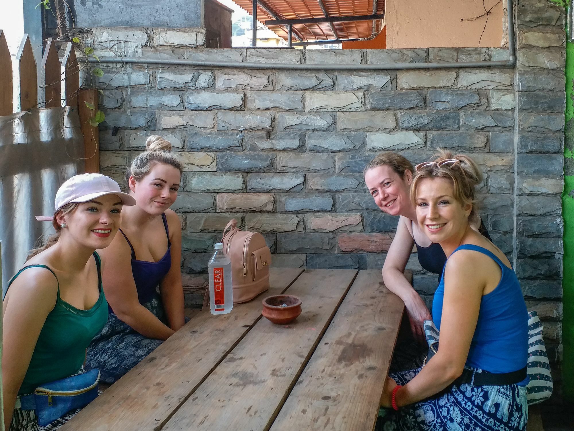 Backpackers Villa מומביי מראה חיצוני תמונה